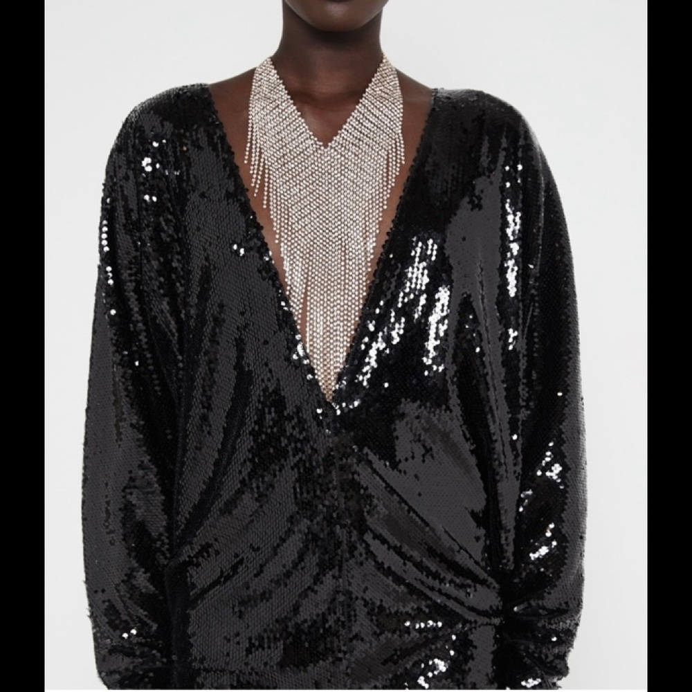 HOST PICK 🎉PARTY SEASON IS HERE😳 NEW! Zara Multi Position Black Sequin Dress - Picture 3 of 13